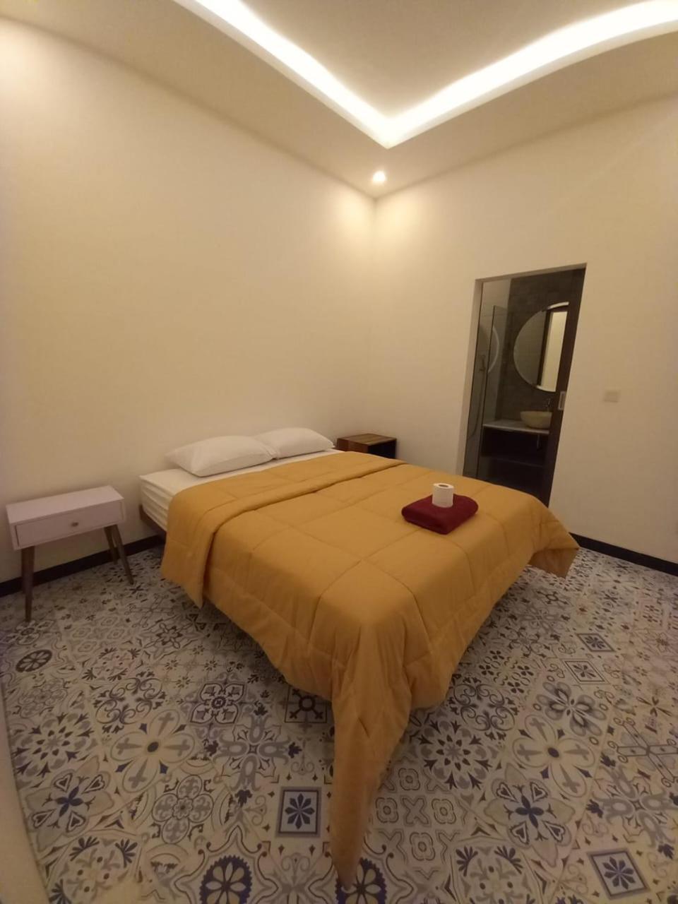 Rumah Wj Rooms And Suites 울루와뚜 외부 사진